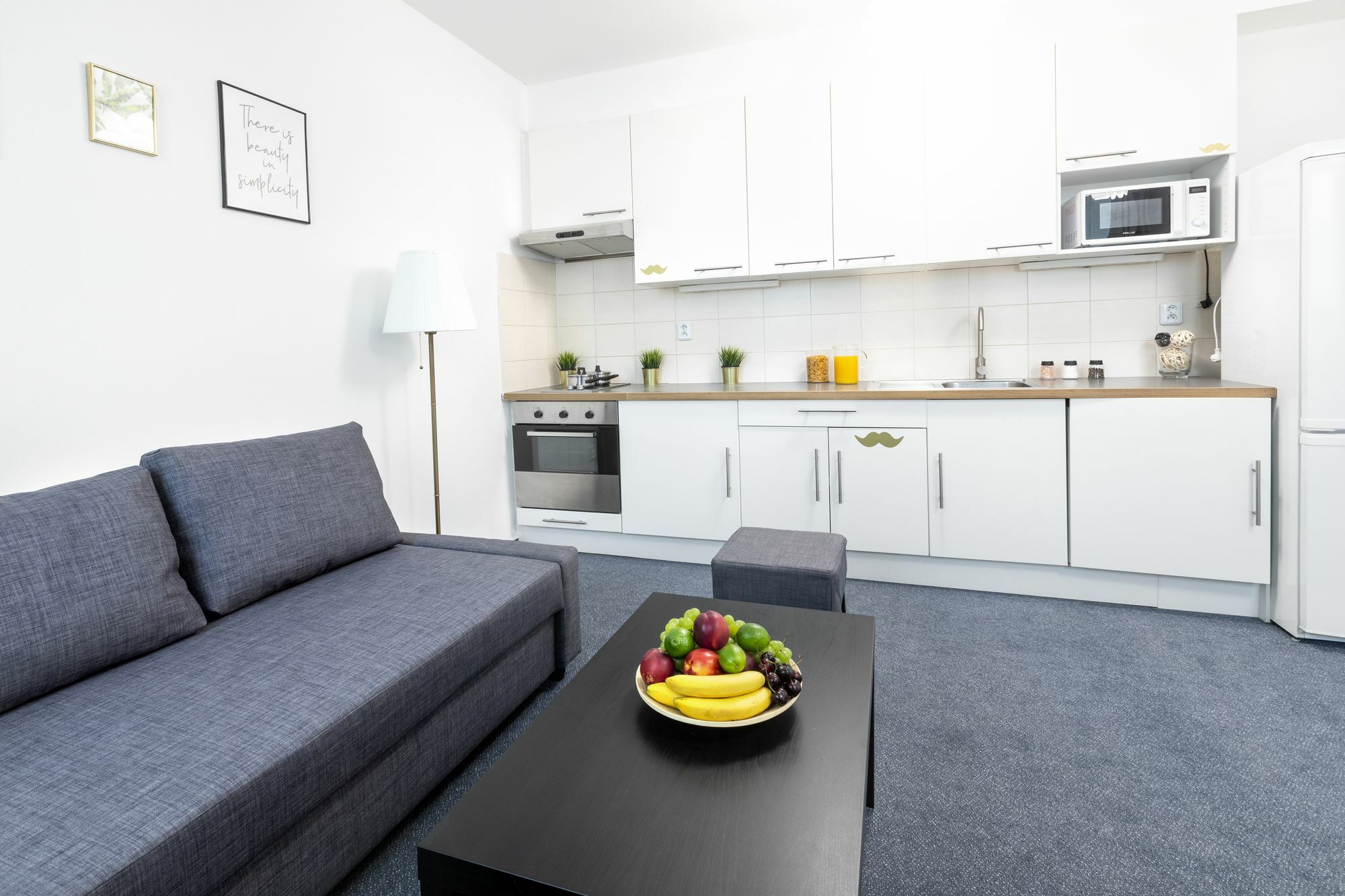 Little Tom Apartments Прага Экстерьер фото